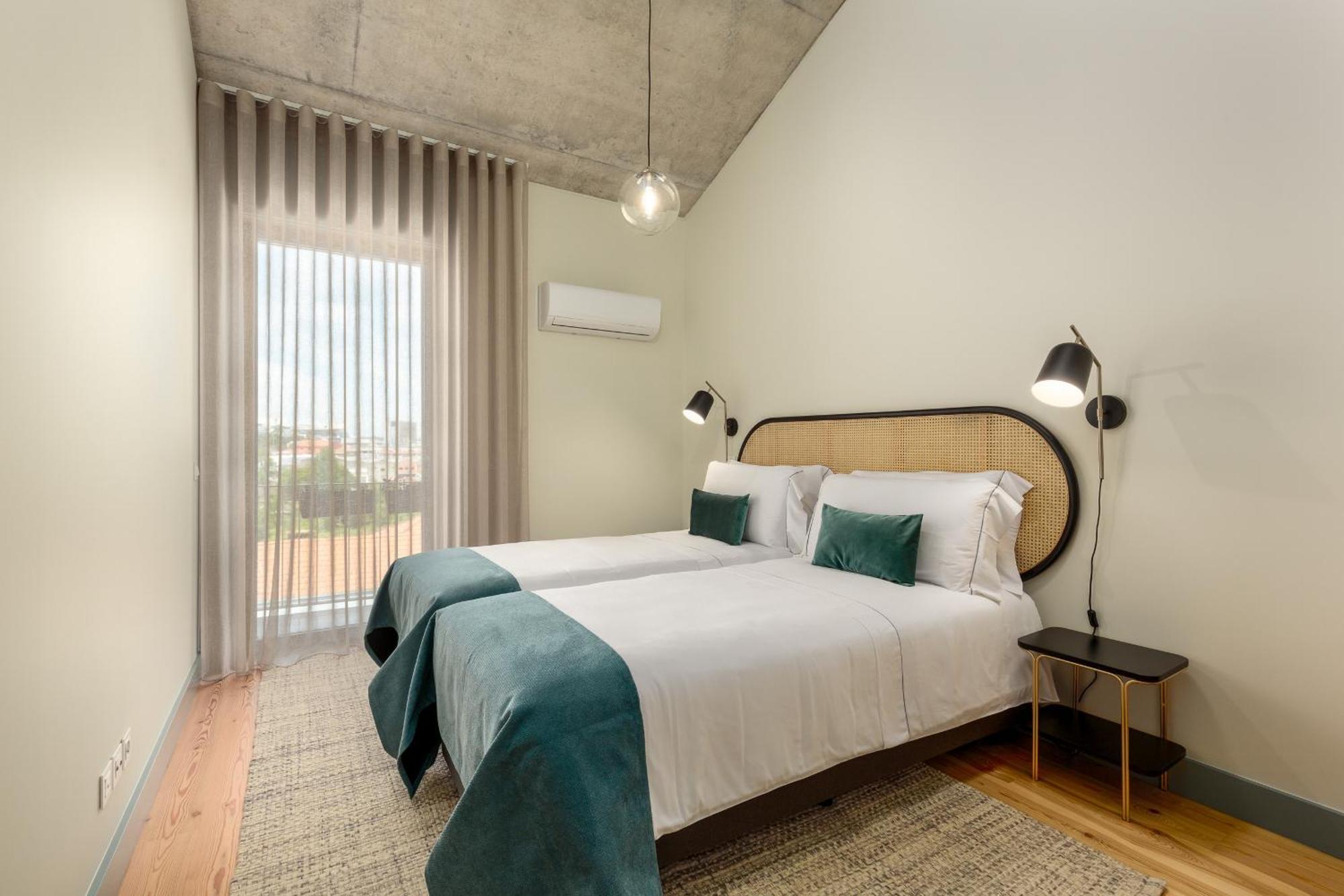 ポルトFeel Corporate Housing Campanhaアパートメント エクステリア 写真